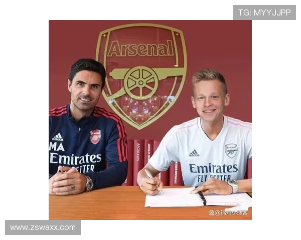 罗马诺津琴科体检通过加盟阿贾克斯