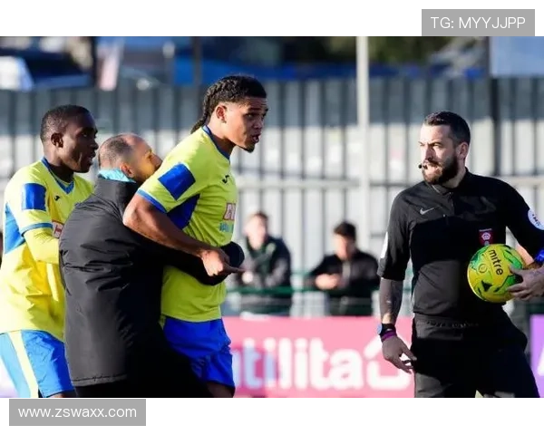 库埃斯塔：携手球迷共享欢乐午后